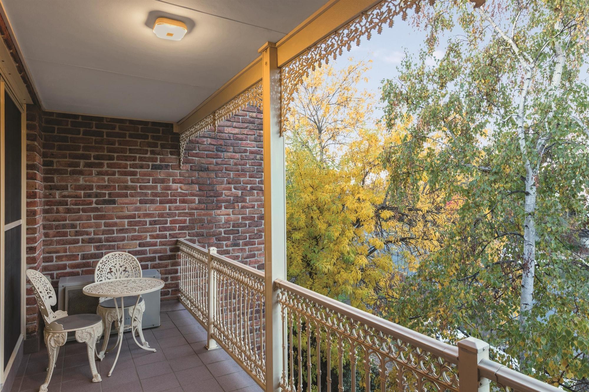 Adina Serviced Apartments Canberra Kingston Zewnętrze zdjęcie