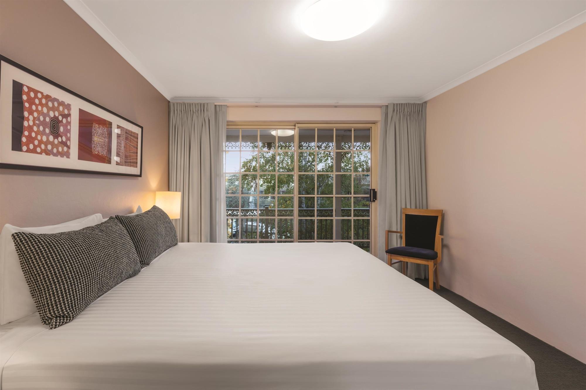 Adina Serviced Apartments Canberra Kingston Zewnętrze zdjęcie