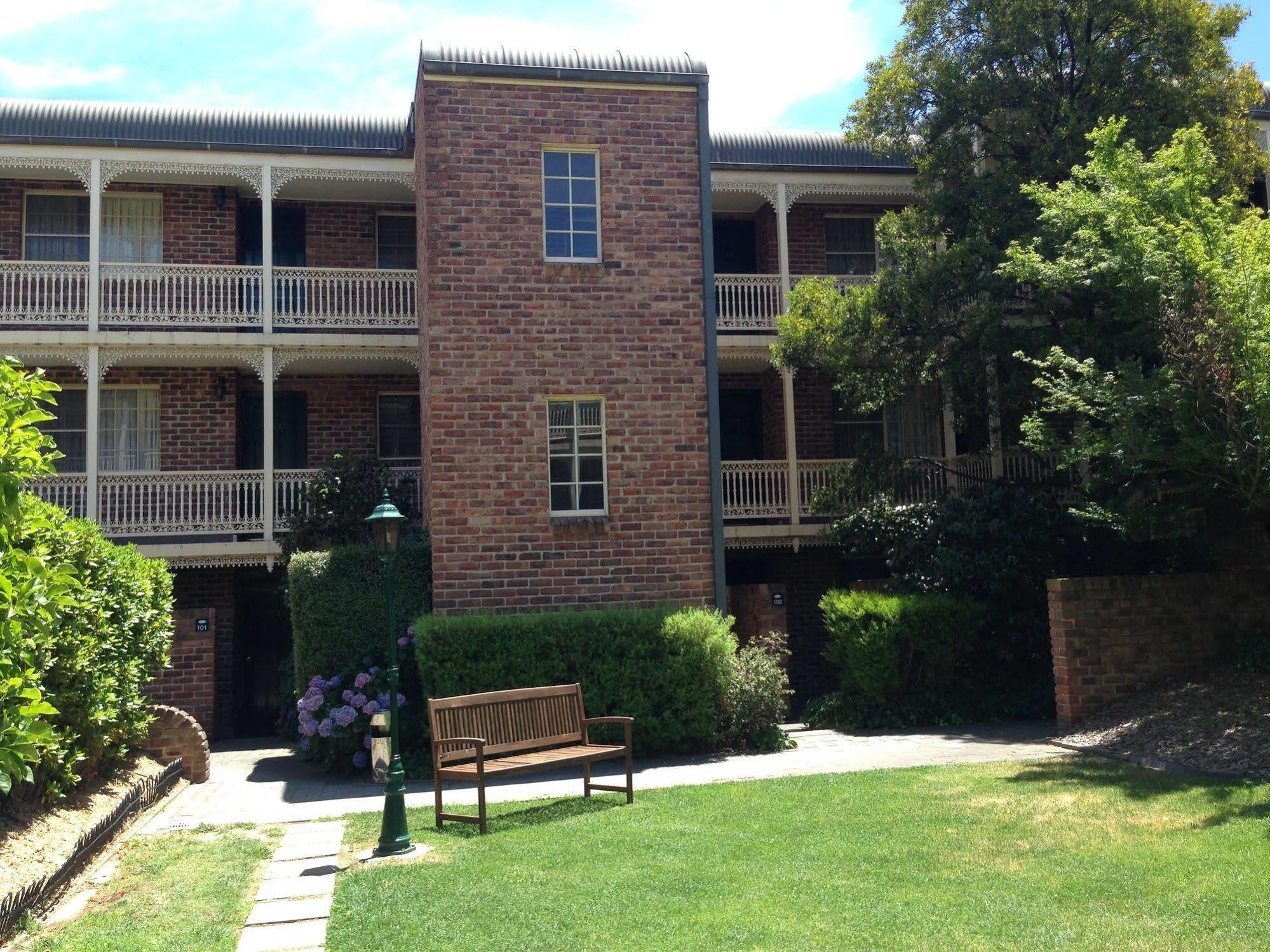 Adina Serviced Apartments Canberra Kingston Zewnętrze zdjęcie