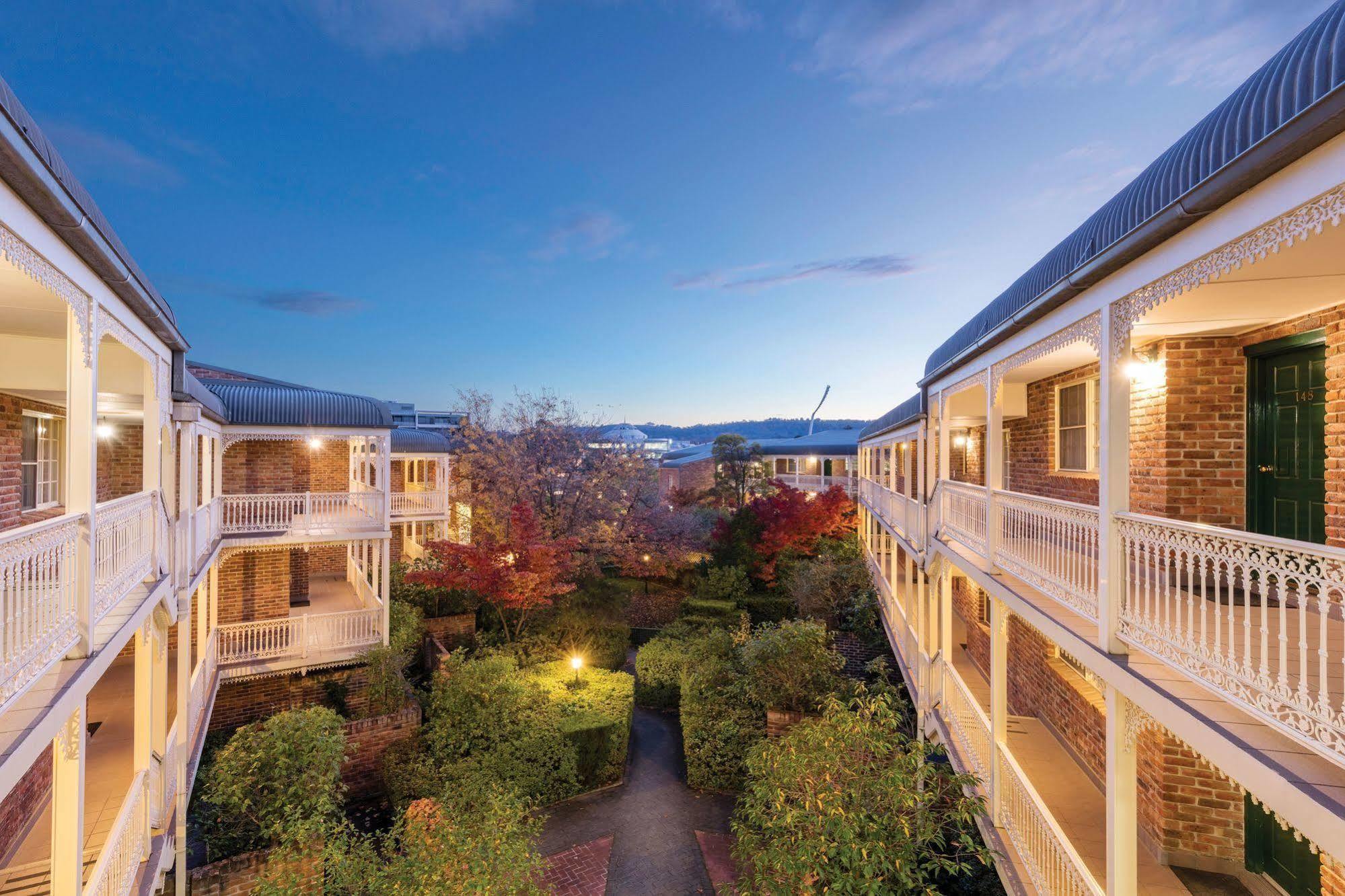 Adina Serviced Apartments Canberra Kingston Zewnętrze zdjęcie